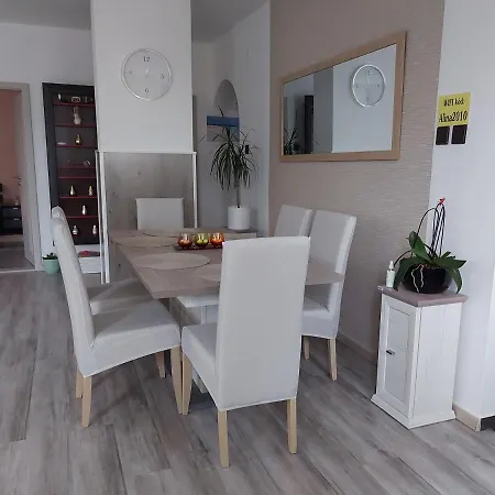 Apartament Nagcsalados Rozsa Balatonlelle